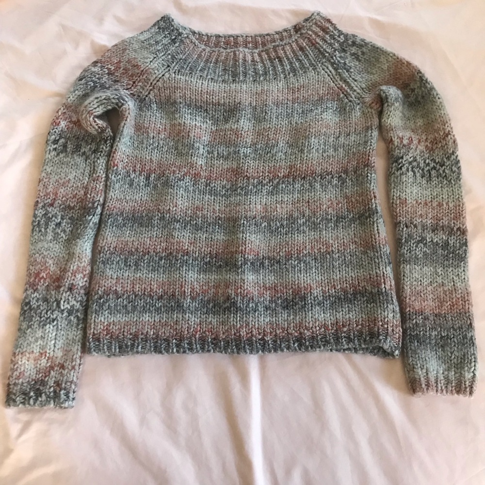 The Limited boat neck sweater multi color warm!